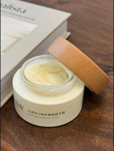 安全有效的美白面霜有哪些？2026成分拆解+实测数据自测榜，揭秘哪家美白面霜好用