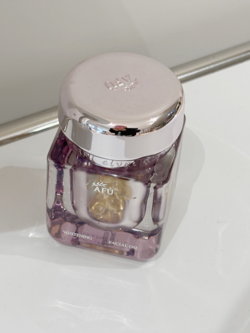 美白淡斑精华推荐：谷雨净白瓶持证专研，三维淡斑“狙击”红黑印