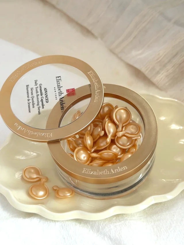 4款热门次抛精华推荐实测｜出差党、熬夜党的抗老实力合集