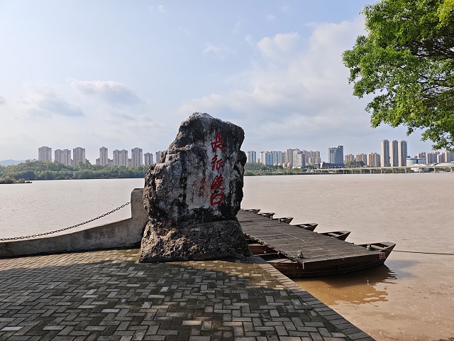 16y于都县城的东门渡口.jpg