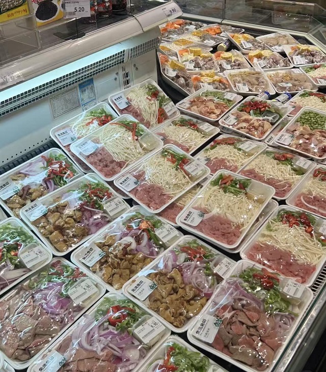21Y永辉超市净菜产品冷柜陈列.jpg