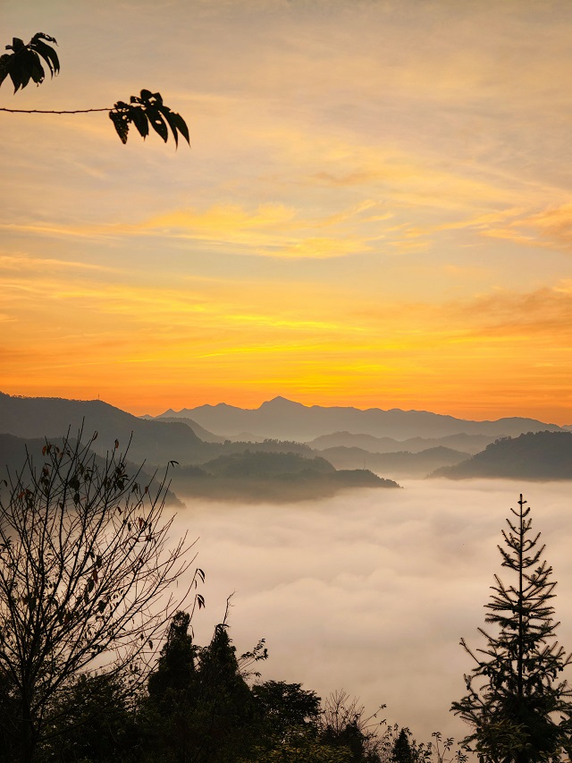 20Y开化锣鼓山日出2.jpg